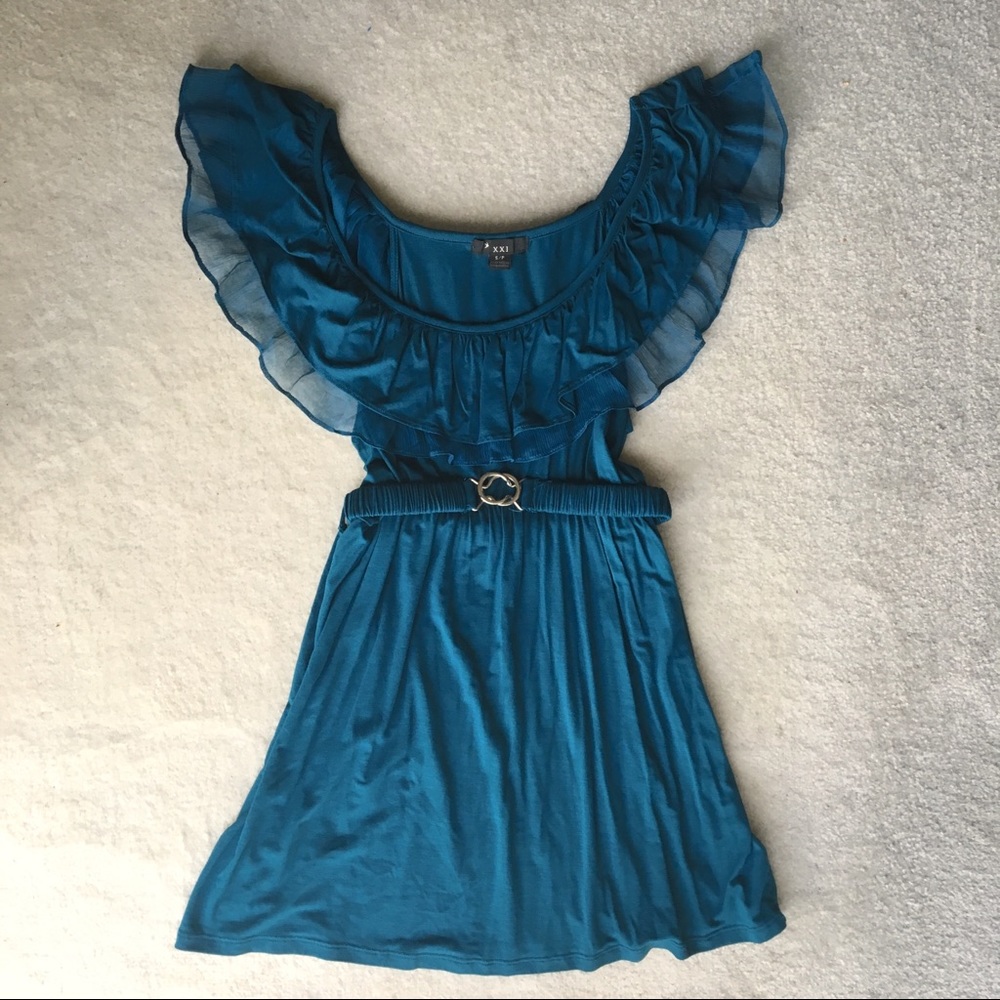 Ruffle Scoopneck Tunic